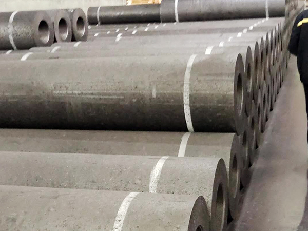 graphite electrode
